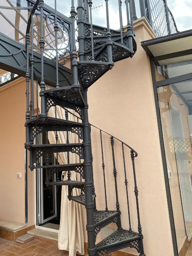 Regal House Anzio Terrazzo Hotel Exterior foto